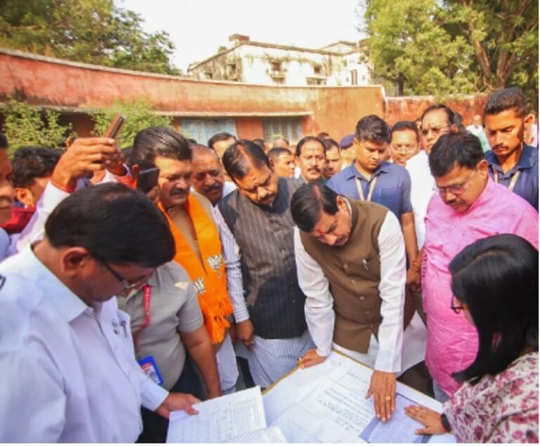 बंद पड़ी ग्वालियर JC मिल श्रमिकों को चेहरे पर आई मुस्कान, जल्द मिलेगा बकाया भुगतान