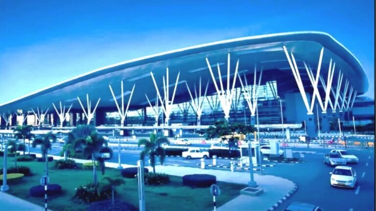 बेंगलुरु में एक और इंटरनेशनल एयरपोर्ट के लिए 3 साइट हो चुका है शॉर्टलिस्ट! जानें क्या है चर्चा