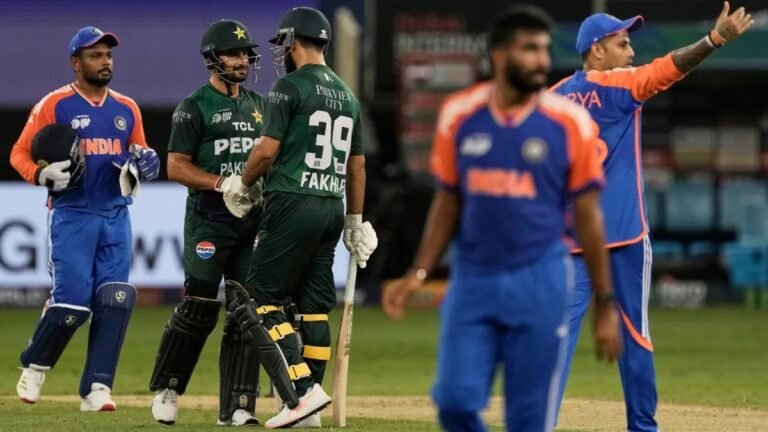 पाकिस्तान के कोच ने इनके सिर पर फोड़ा हार का ठीकरा, बताया कहां हुई भारी मिस्टेक