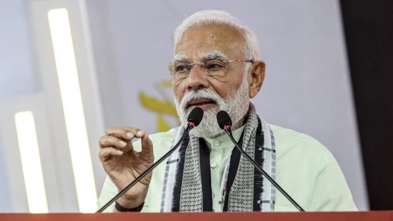 आज गुजरात के दौरे पर पीएम मोदी, देंगे 34,200 करोड़ रुपये की विकास परियोजनाओं की सौगात