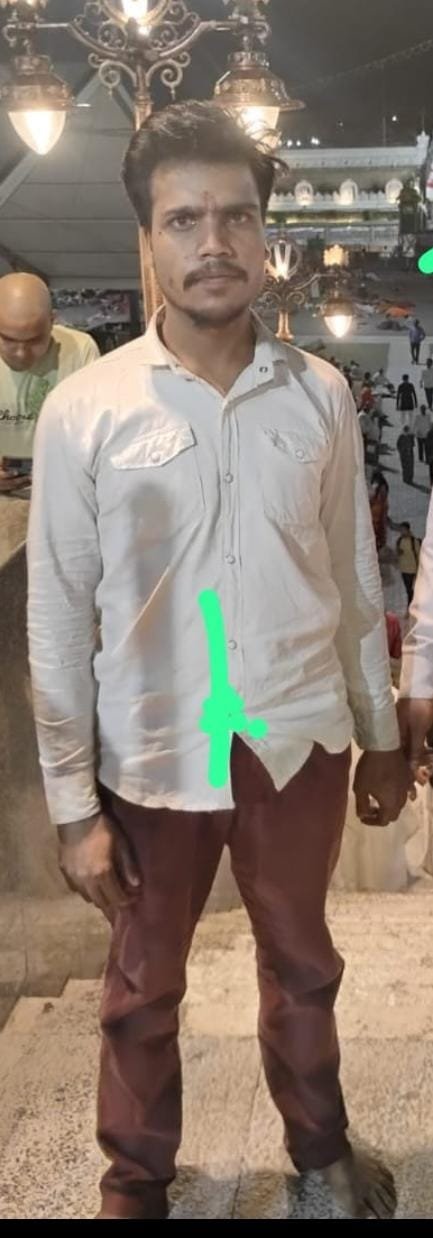 लखीमपुर का युवक झारखंड में बंधक! कंपनी मांग रही 26 हज़ार रुपये फिरौती