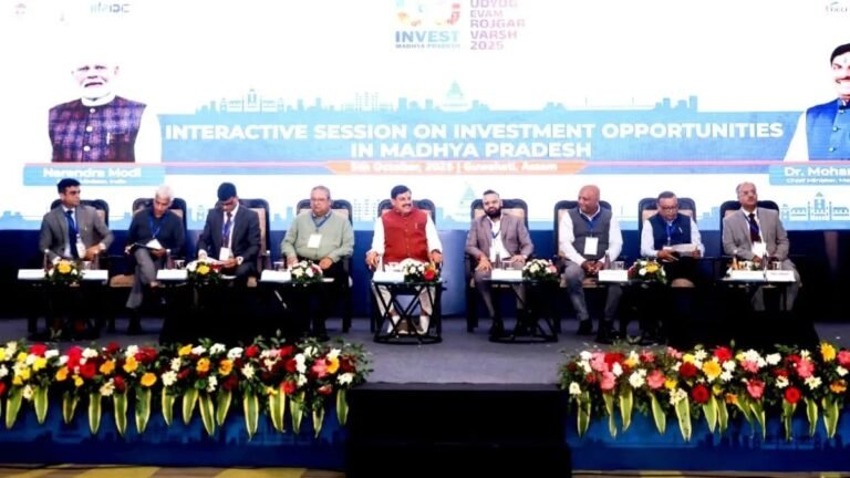 सीएम मोहन यादव ने असम में उद्यमियों से की मुलाकात, बोले- ‘निवेश के लिए सबसे उपयुक्त है मध्य प्रदेश’