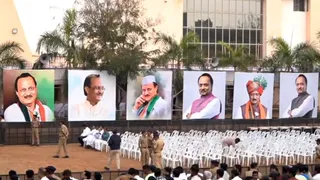 Ajit Pawar को अंतिम विदाई: बारामती में राजकीय सम्मान के साथ हुआ अंतिम संस्कार